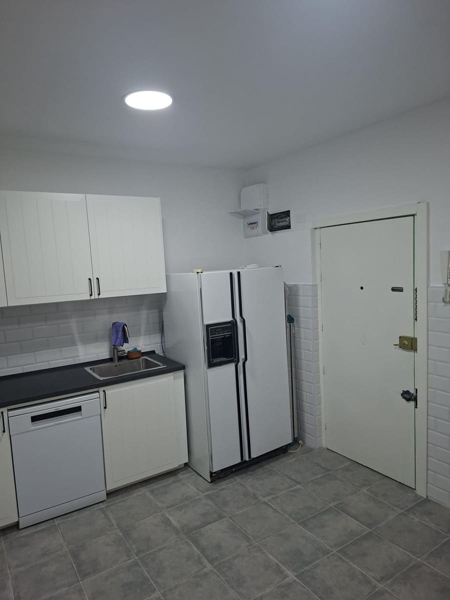 5 makuuhuone Asunto vuokrattavana paikassa Sevilla kaupunki - 2 500 € (Ref: 9959837)