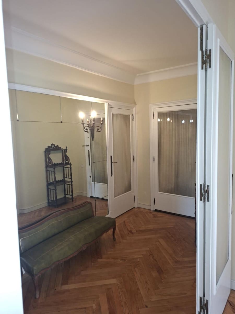5 makuuhuone Asunto vuokrattavana paikassa Sevilla kaupunki - 2 500 € (Ref: 9959837)