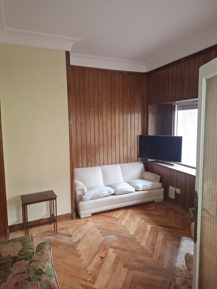 5 makuuhuone Asunto vuokrattavana paikassa Sevilla kaupunki - 2 500 € (Ref: 9959837)