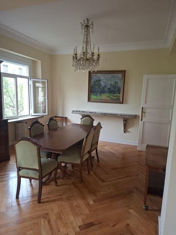 5 Zimmer Wohnung zu vermieten in Sevilla Stadt - 2.500 € (Ref: 9959837)