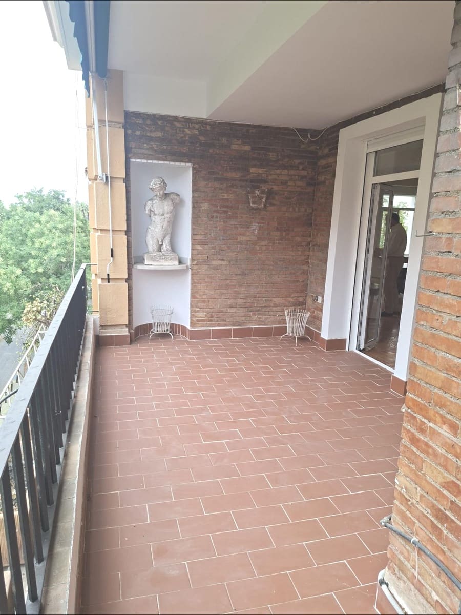 5 soverom Leilighet til leie i Sevilla by - € 2 500 (Ref: 9959837)