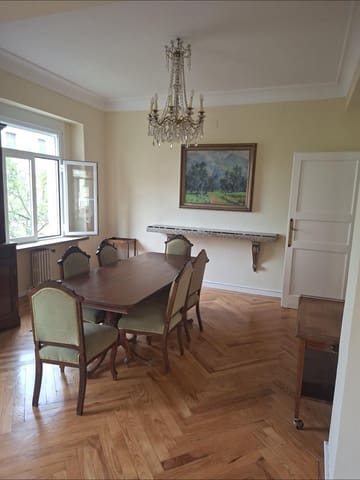 Piso de 5 habitaciones en Sevilla ciudad en alquiler - 2.500 € (Ref: 9959837)