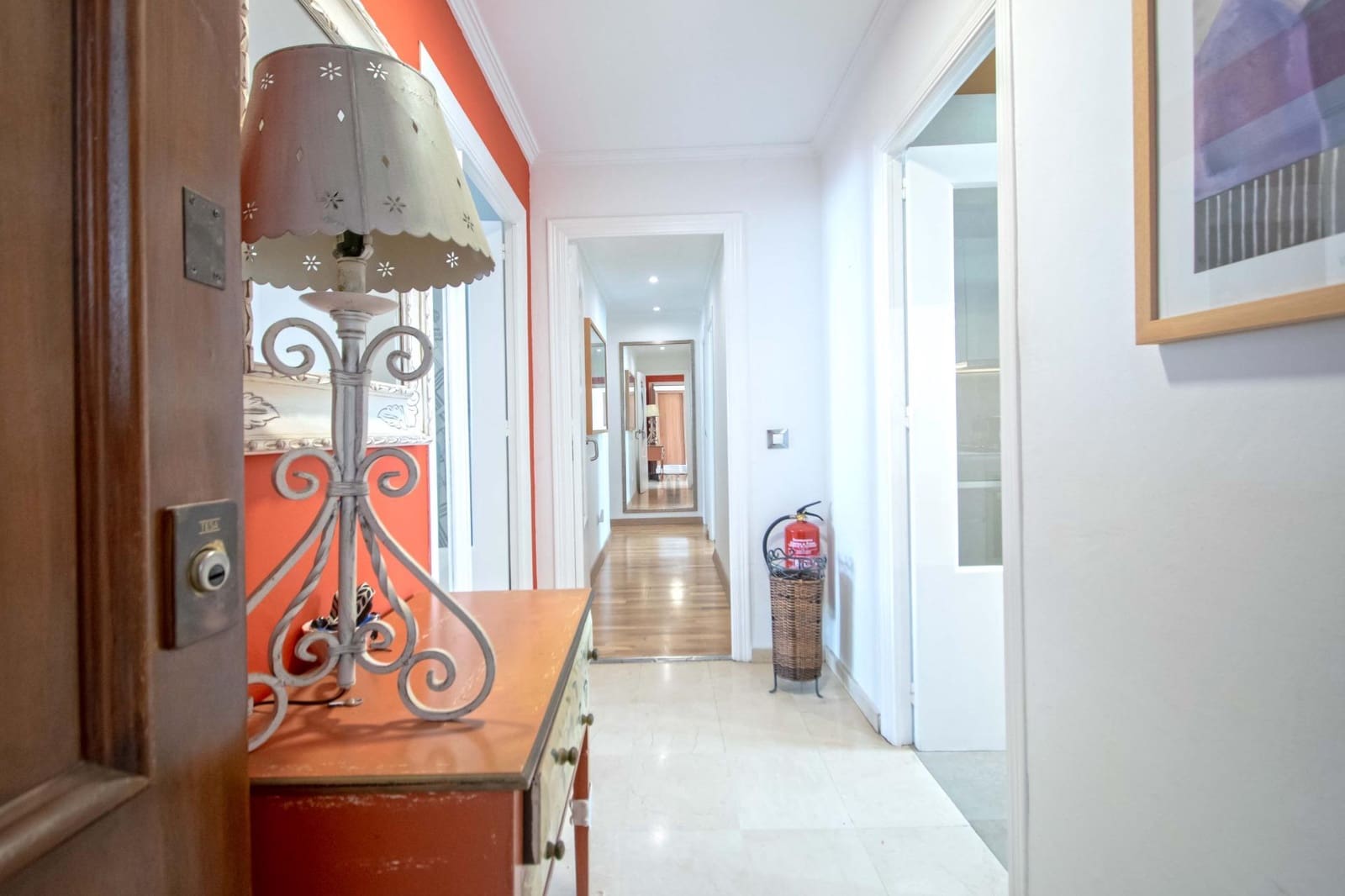 4 soveværelse Lejlighed til salg i Sevilla by med garage - € 480.000 (Ref: 9962768)