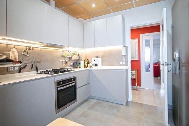 4 soveværelse Lejlighed til salg i San Julián, Sevilla by med garage - € 480.000 (Ref: 9962768)