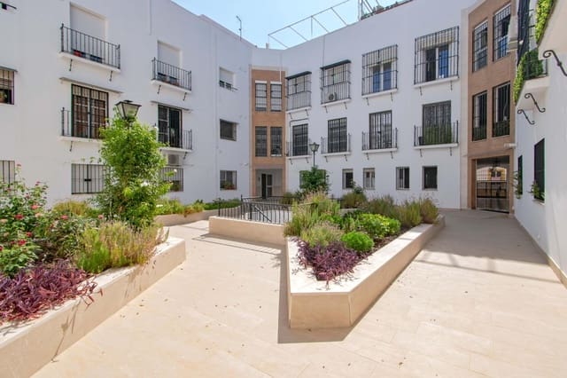 4 soveværelse Lejlighed til salg i San Julián, Sevilla by med garage - € 480.000 (Ref: 9962768)