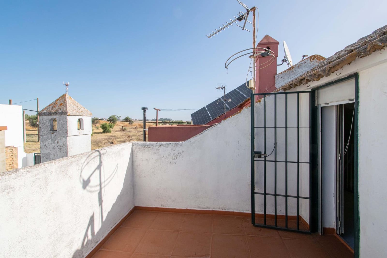 5 soveværelse Rækkehus til salg i Castilleja de la Cuesta med garage - € 278.000 (Ref: 9965341)