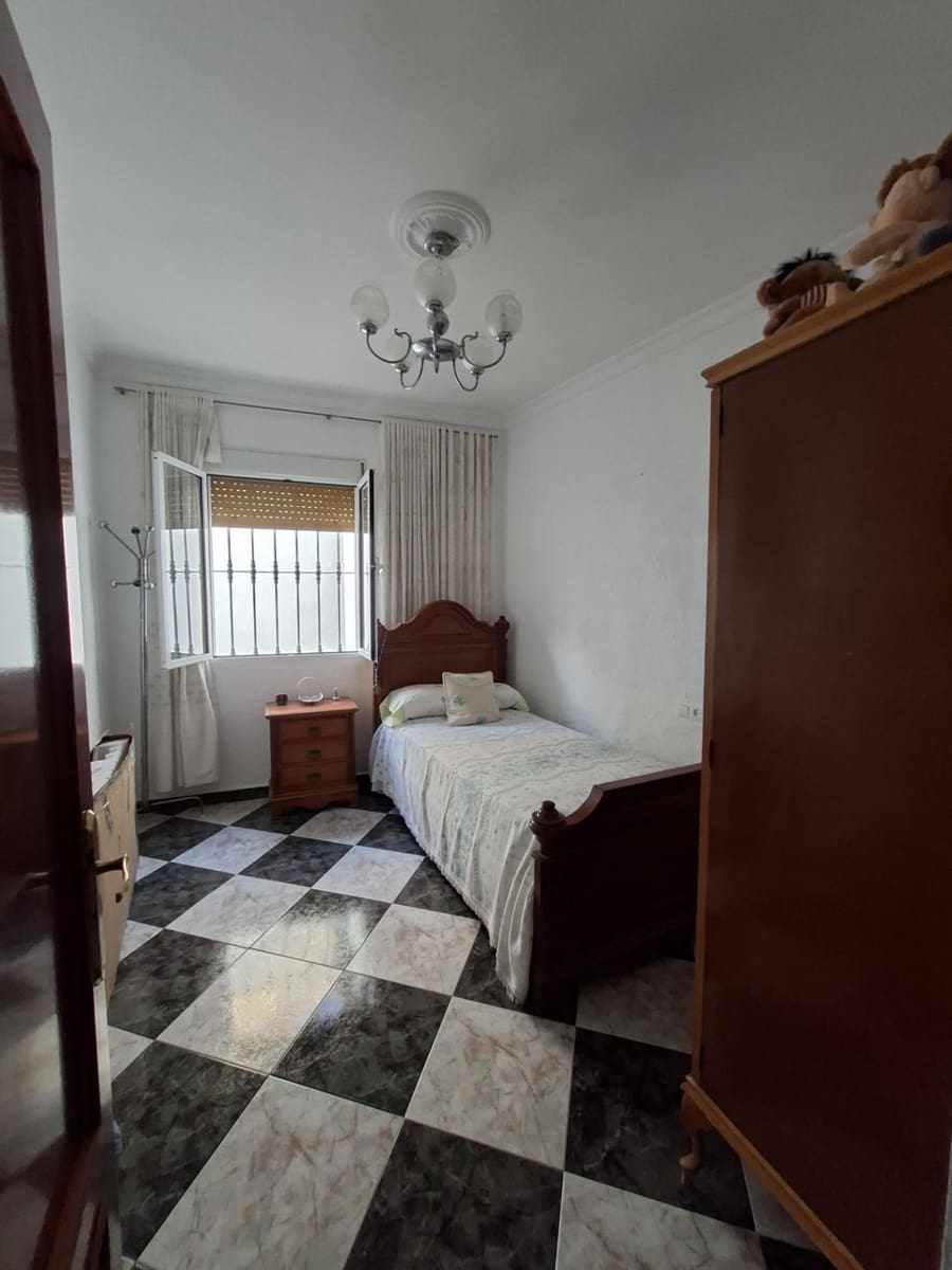 3 soveværelse Byhus til salg i Guadalcanal - € 130.000 (Ref: 9965342)