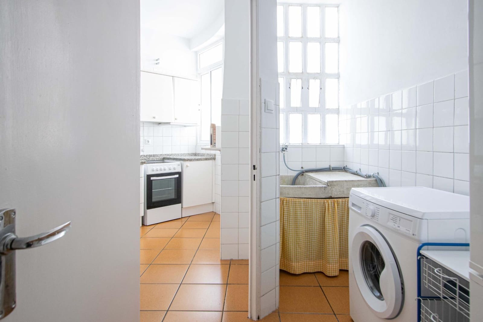 4 bedroom Flat for sale in Seville city - € 359,000 (Ref: 9966705)