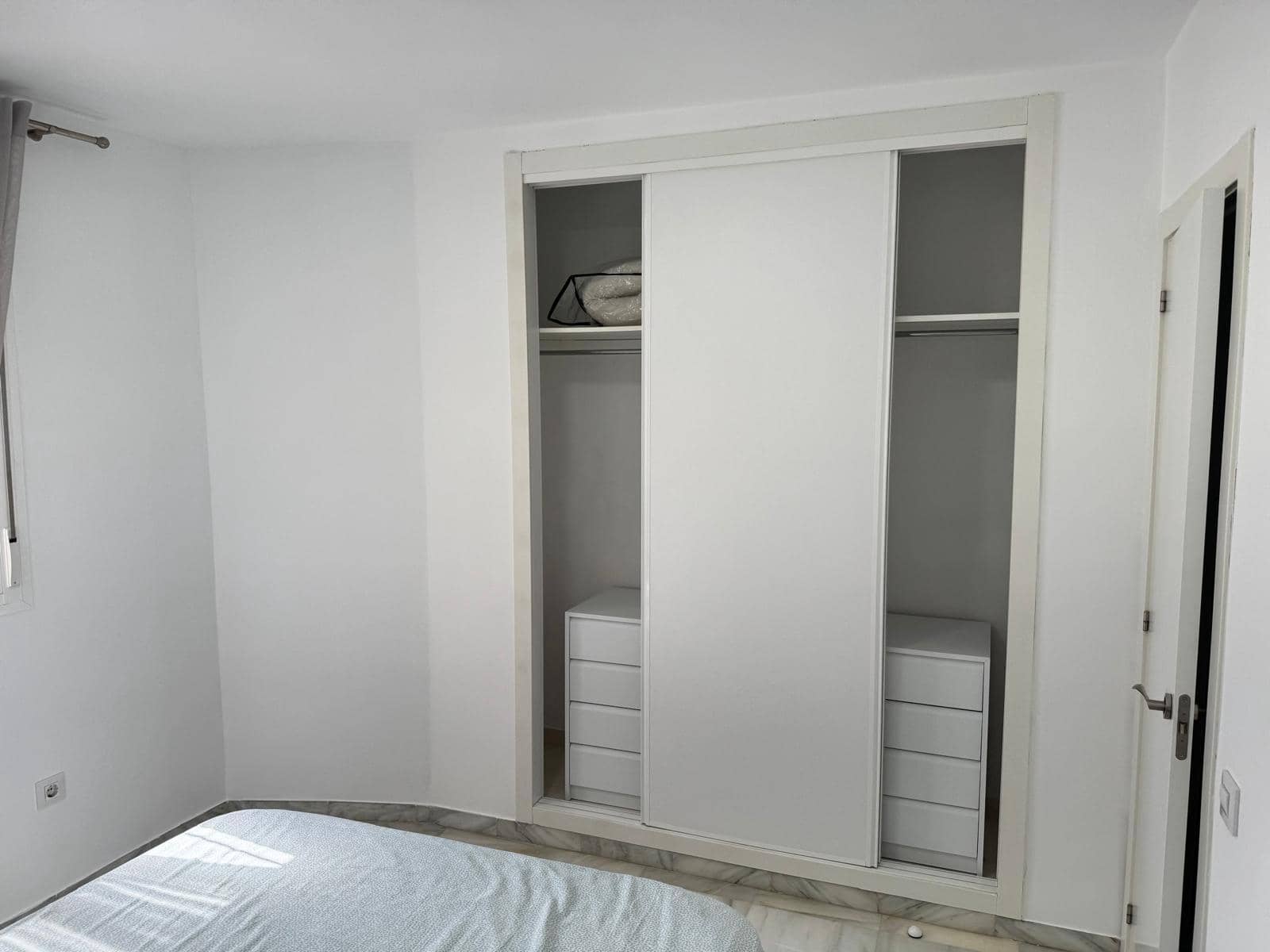 1 soverom Leilighet til leie i Dos Hermanas - € 800 (Ref: 9966707)