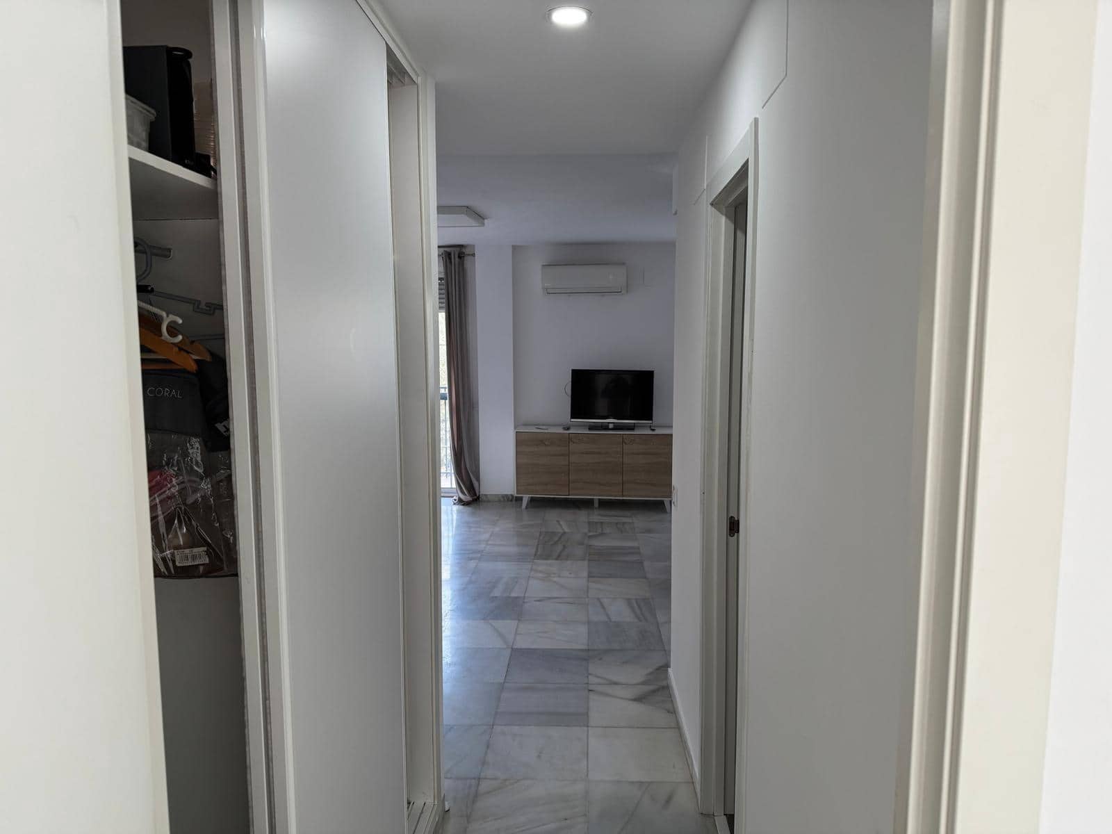 1 soverom Leilighet til leie i Dos Hermanas - € 800 (Ref: 9966707)