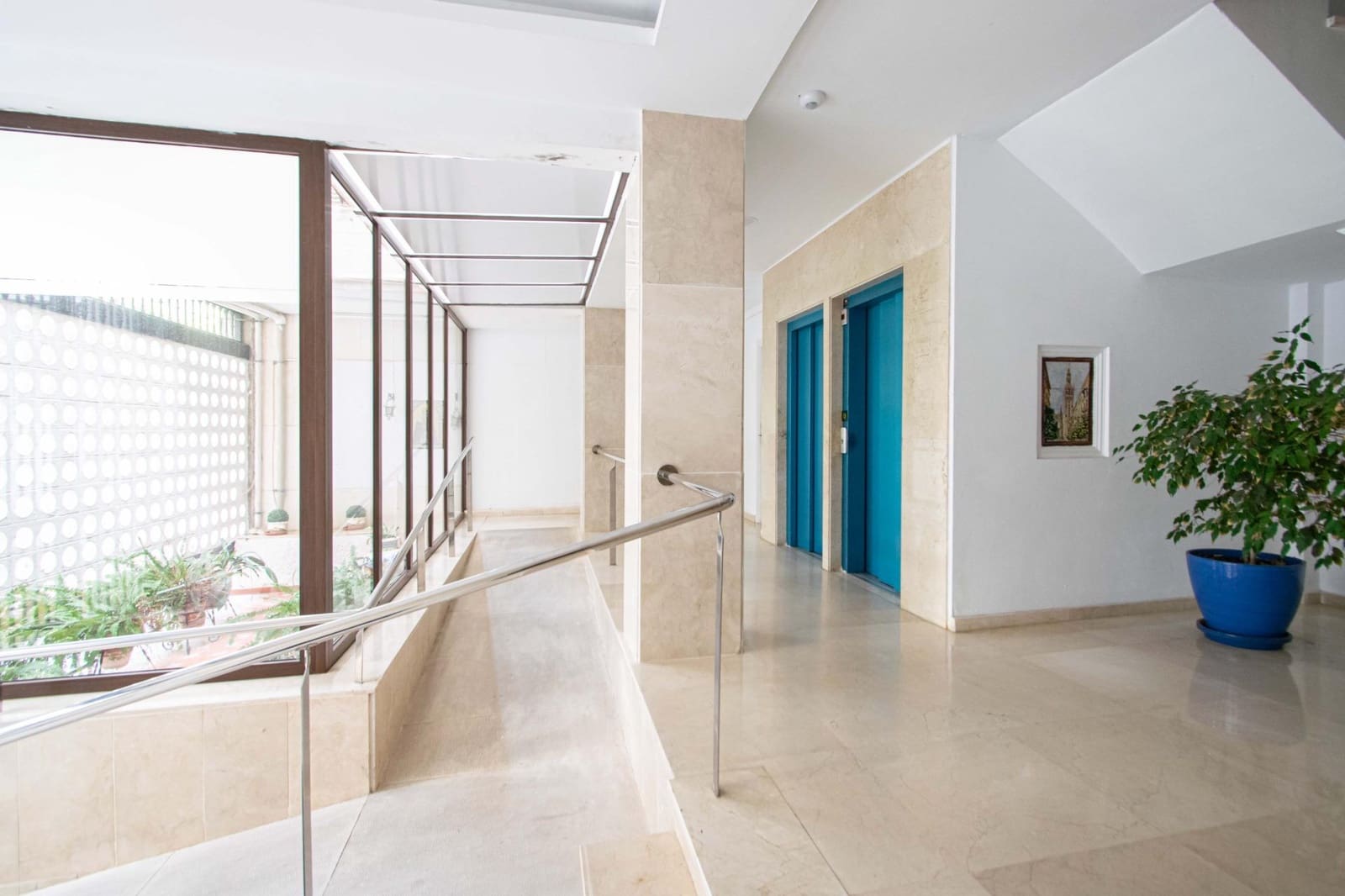 4 bedroom Flat for sale in Seville city - € 550,000 (Ref: 9966708)