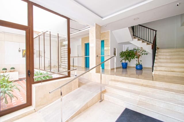 4 sypialnia Mieszkanie na sprzedaż w Nervión, Miasto Sewilla - 550 000 € (Ref: 9966708)