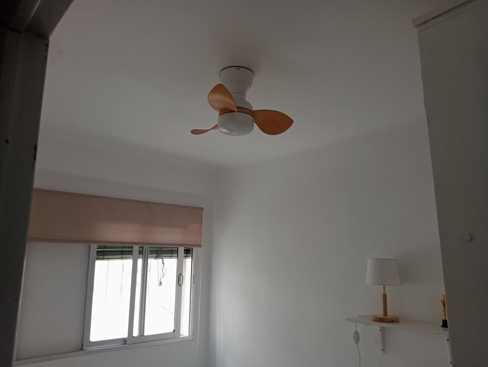 3 soverom Leilighet til leie i Sevilla by - € 850 (Ref: 9973376)