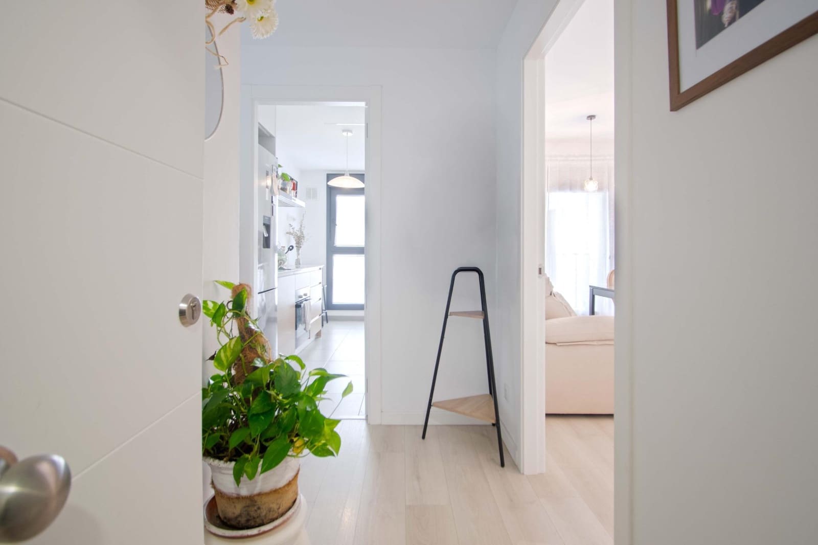 2 soverom Leilighet til salgs i Sevilla by med svømmebasseng garasje - € 212 000 (Ref: 9973378)