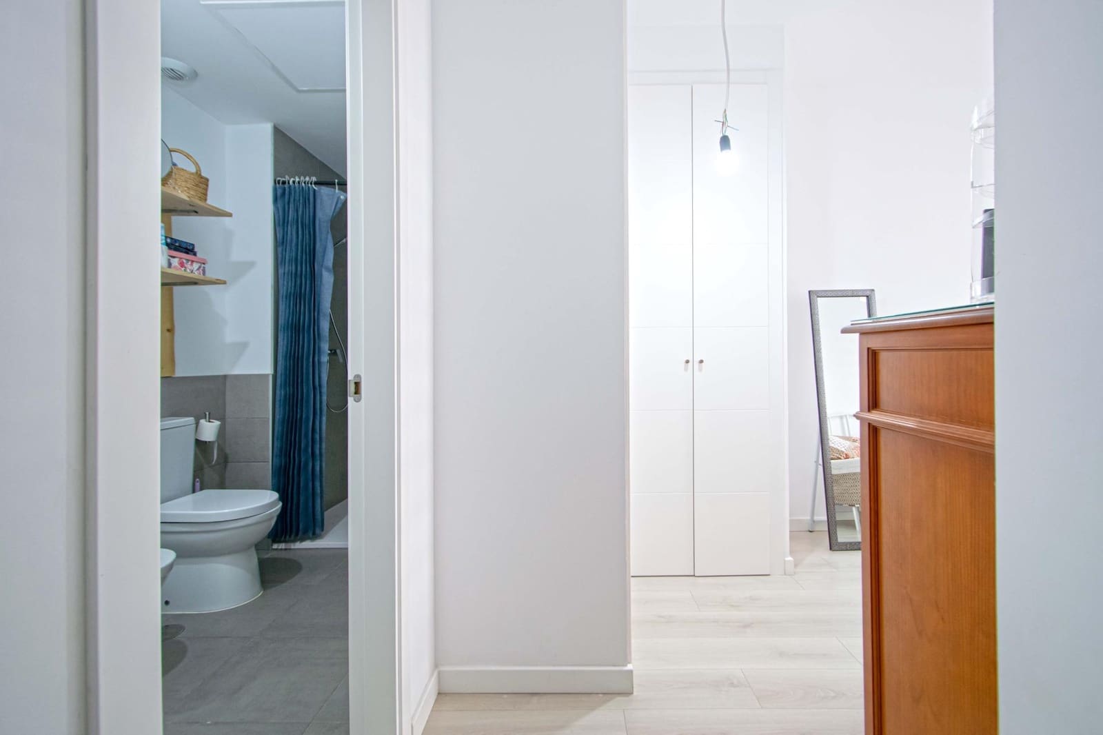 2 soverom Leilighet til salgs i Sevilla by med svømmebasseng garasje - € 212 000 (Ref: 9973378)