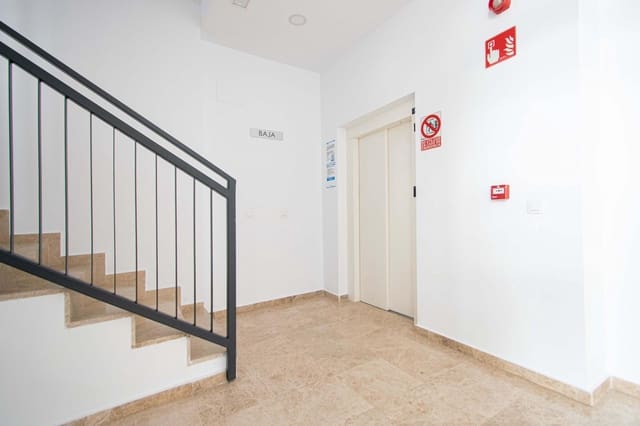 2 soverom Leilighet til salgs i Amate, Sevilla by med svømmebasseng garasje - € 212 000 (Ref: 9973378)