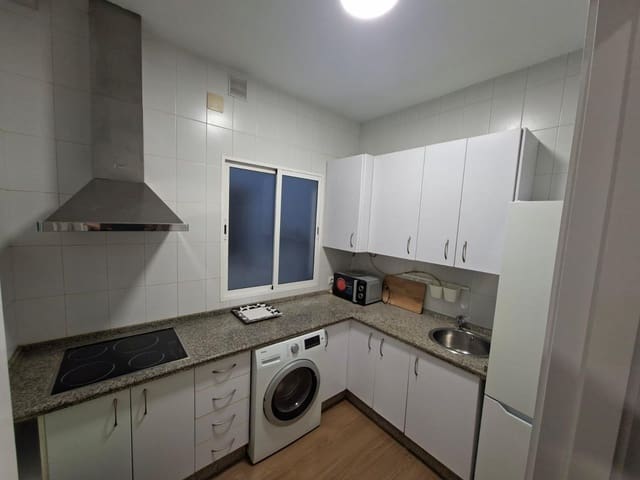 2 slaapkamer Flat te huur in Sevilla stad - € 1.100 (Ref: 9975503)
