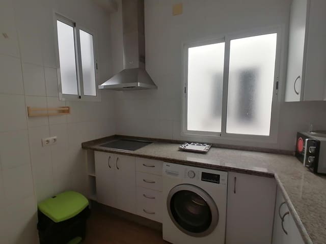 Piso de 2 habitaciones en Sevilla ciudad en alquiler - 1.100 € (Ref: 9975503)
