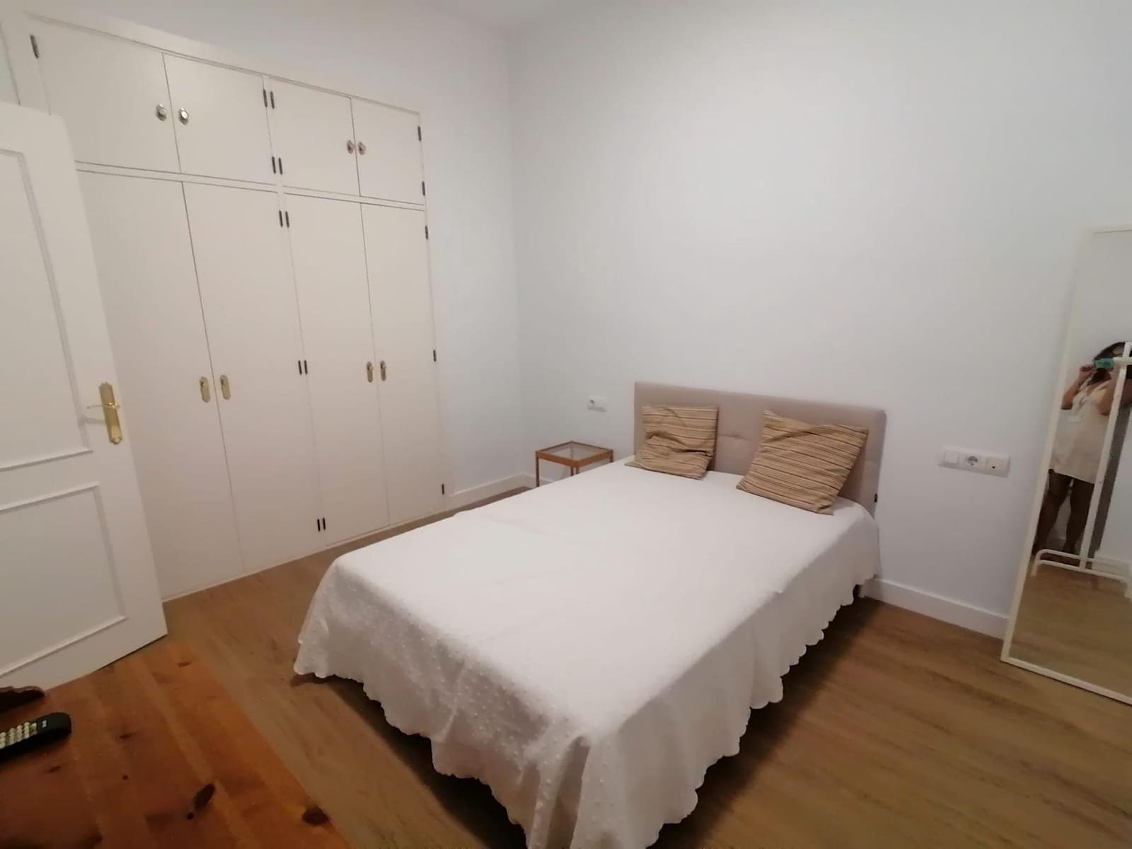 2 makuuhuone Asunto vuokrattavana paikassa Sevilla kaupunki - 1 100 € (Ref: 9975503)