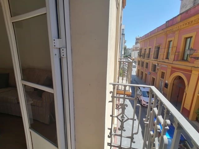 Piso de 2 habitaciones en Sevilla ciudad en alquiler - 1.100 € (Ref: 9975503)