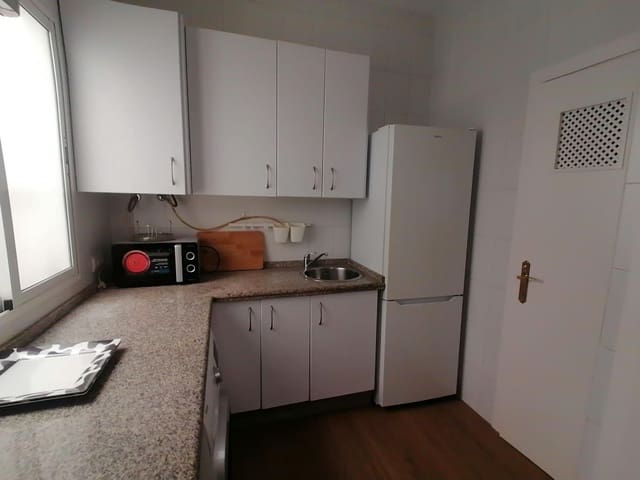 Piso de 2 habitaciones en Sevilla ciudad en alquiler - 1.100 € (Ref: 9975503)