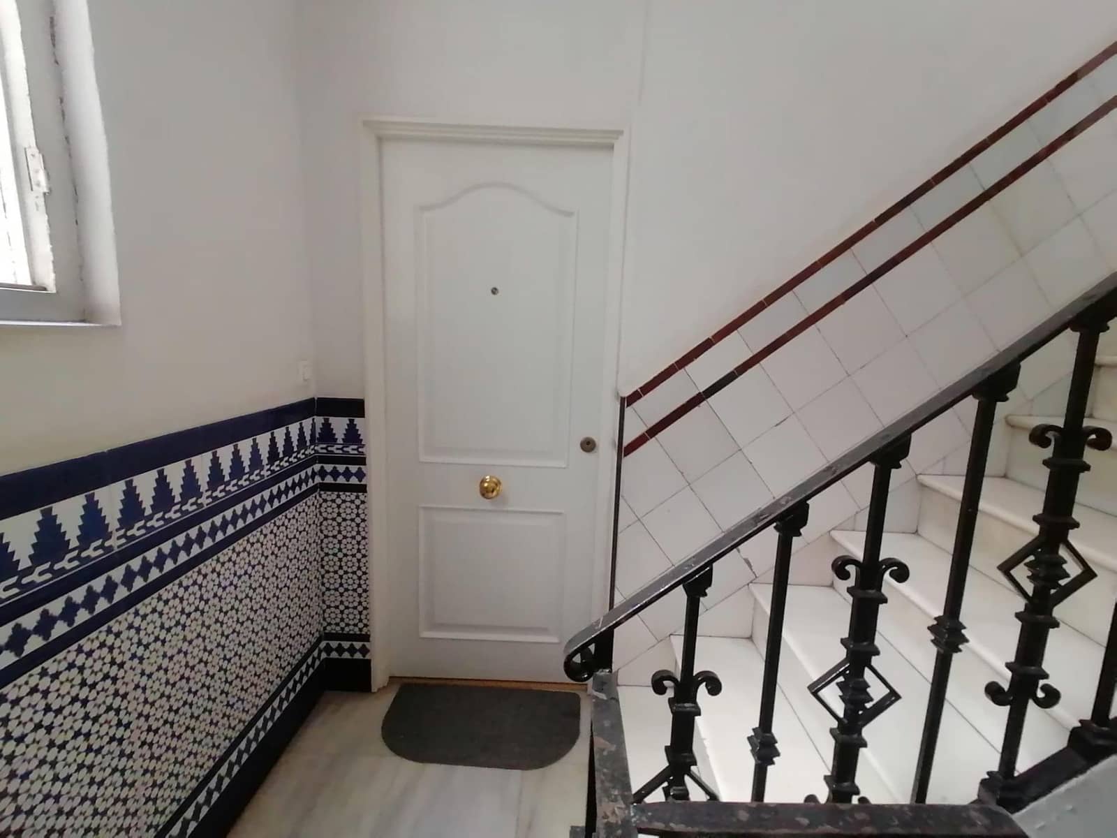 2 makuuhuone Asunto vuokrattavana paikassa Sevilla kaupunki - 1 100 € (Ref: 9975503)