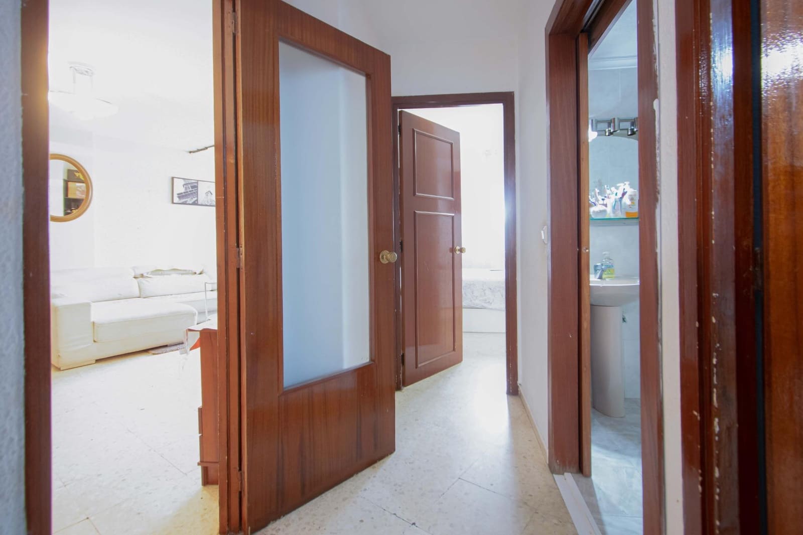3 bedroom Flat for sale in Seville city with pool - € 180,000 (Ref: 9975505)
