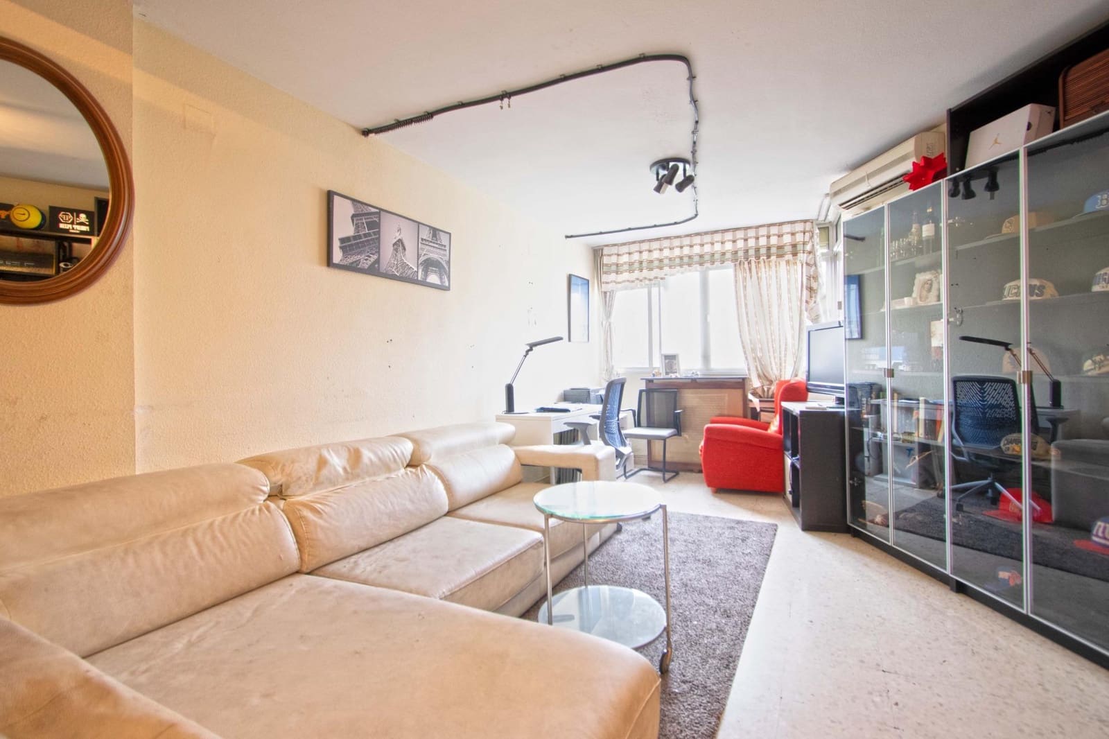 3 bedroom Flat for sale in Seville city with pool - € 180,000 (Ref: 9975505)