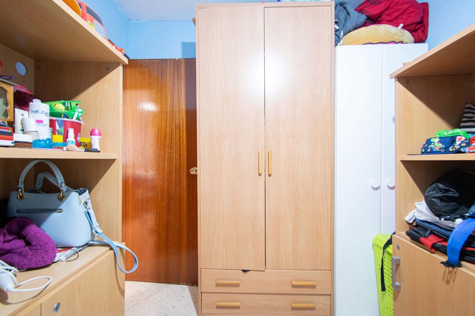 3 bedroom Flat for sale in Seville city with pool - € 180,000 (Ref: 9975505)