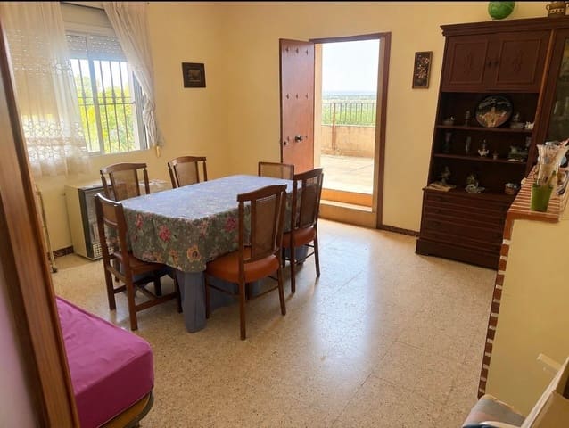 3 soverom Hus til salgs i Castilblanco de los Arroyos med svømmebasseng - € 125 000 (Ref: 9976558)