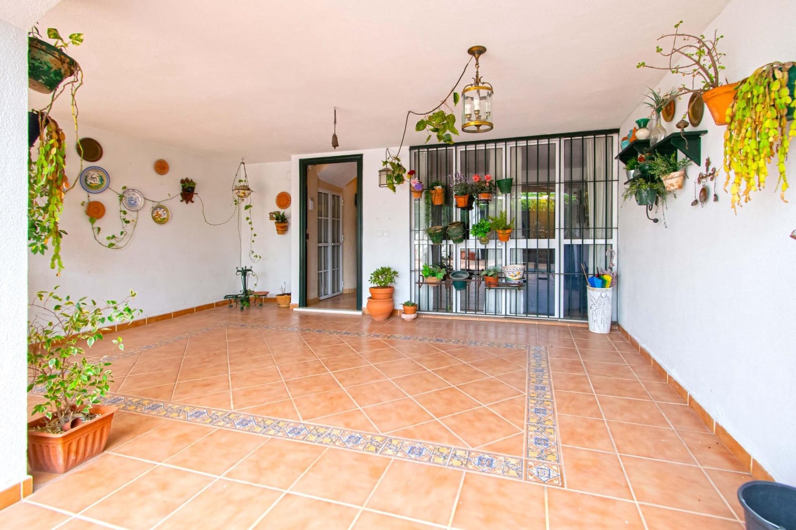 4 soverom Rekkehus til salgs i Tomares med garasje - € 298 000 (Ref: 9977378)