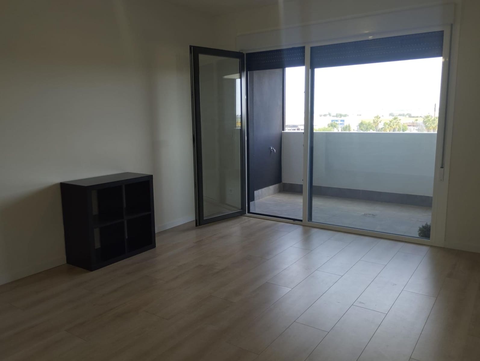 3 quarto Apartamento para arrendar em Sevilha cidade com piscina - 850 € (Ref: 9978947)