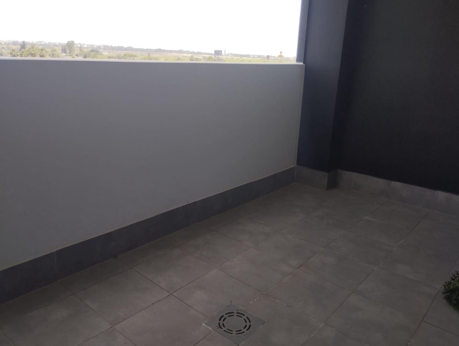 3 quarto Apartamento para arrendar em Sevilha cidade com piscina - 850 € (Ref: 9978947)
