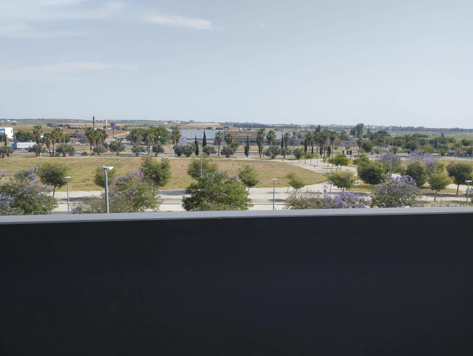 3 quarto Apartamento para arrendar em Sevilha cidade com piscina - 850 € (Ref: 9978947)