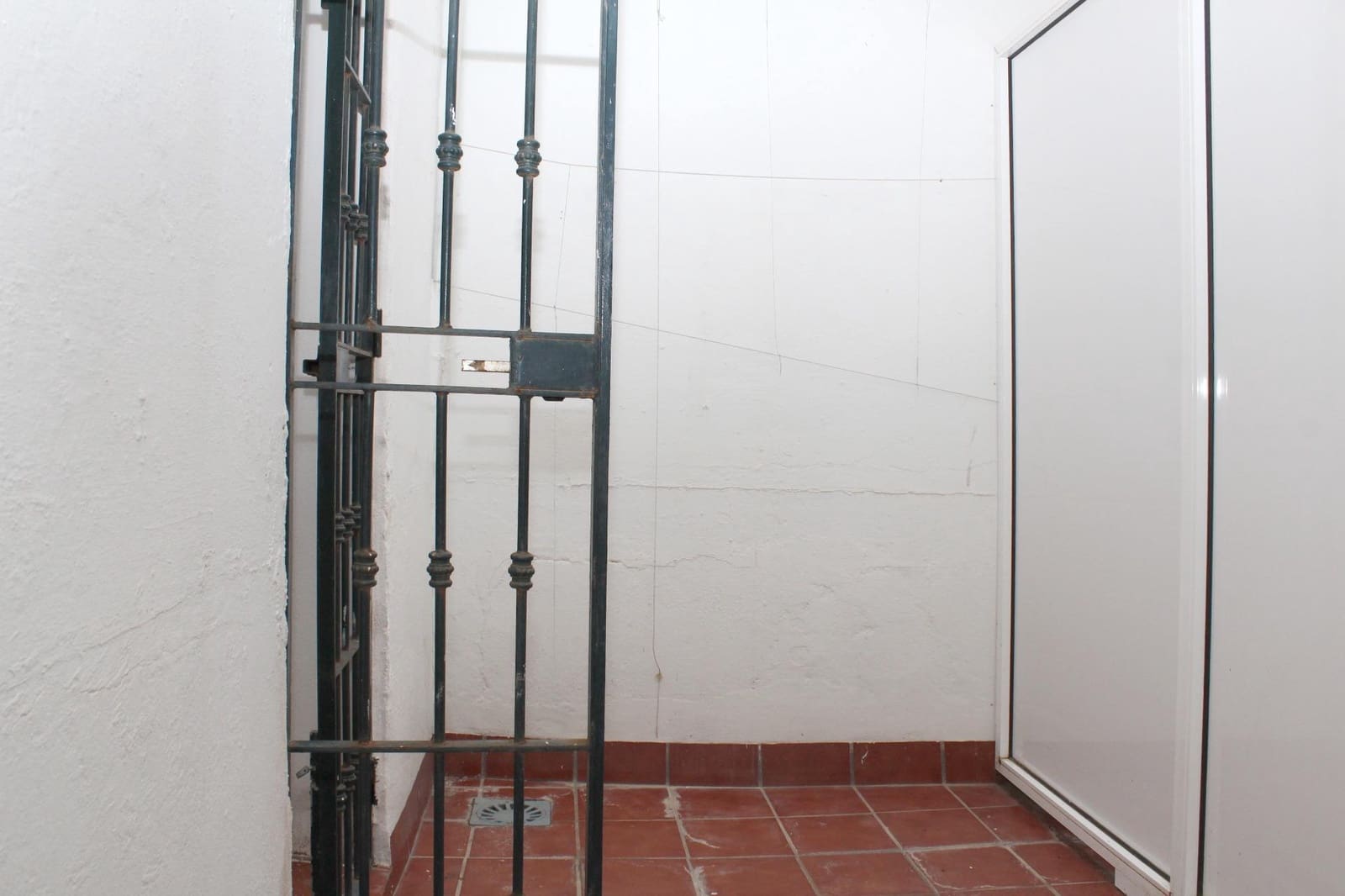 2 soveværelse Lejlighed til leje i Sevilla by - € 850 (Ref: 9978949)