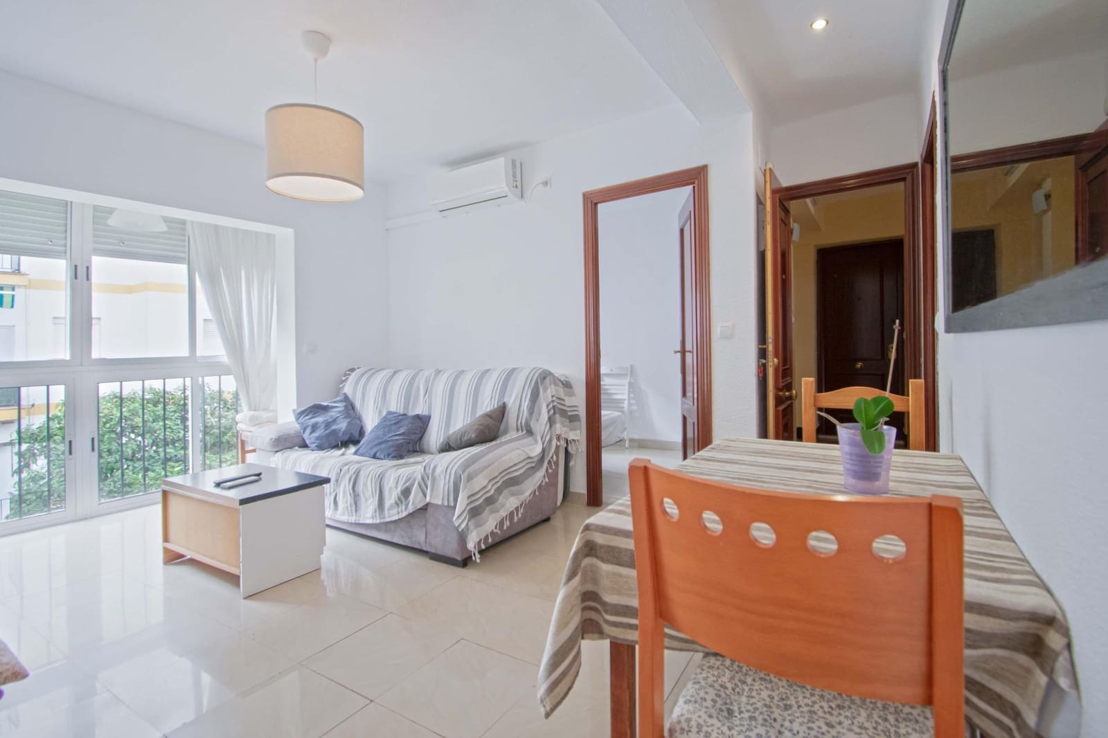 3 slaapkamer Flat te koop in Sevilla stad - € 230.000 (Ref: 9978950)