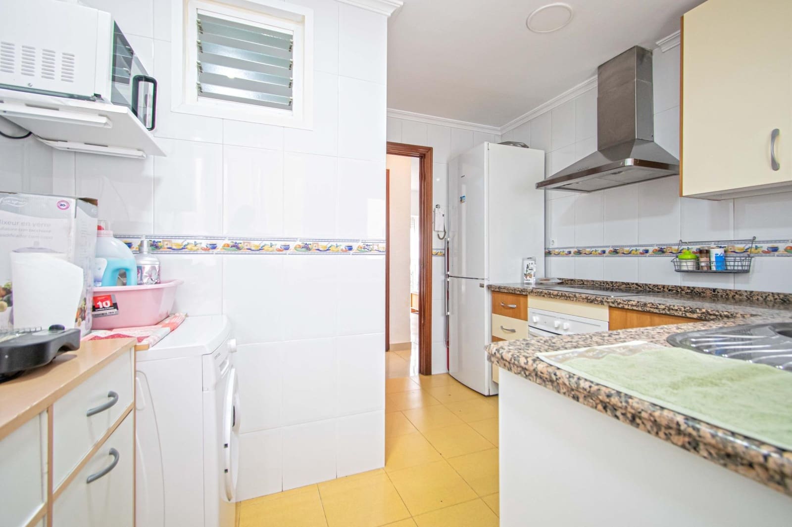3 slaapkamer Flat te koop in Sevilla stad - € 230.000 (Ref: 9978950)