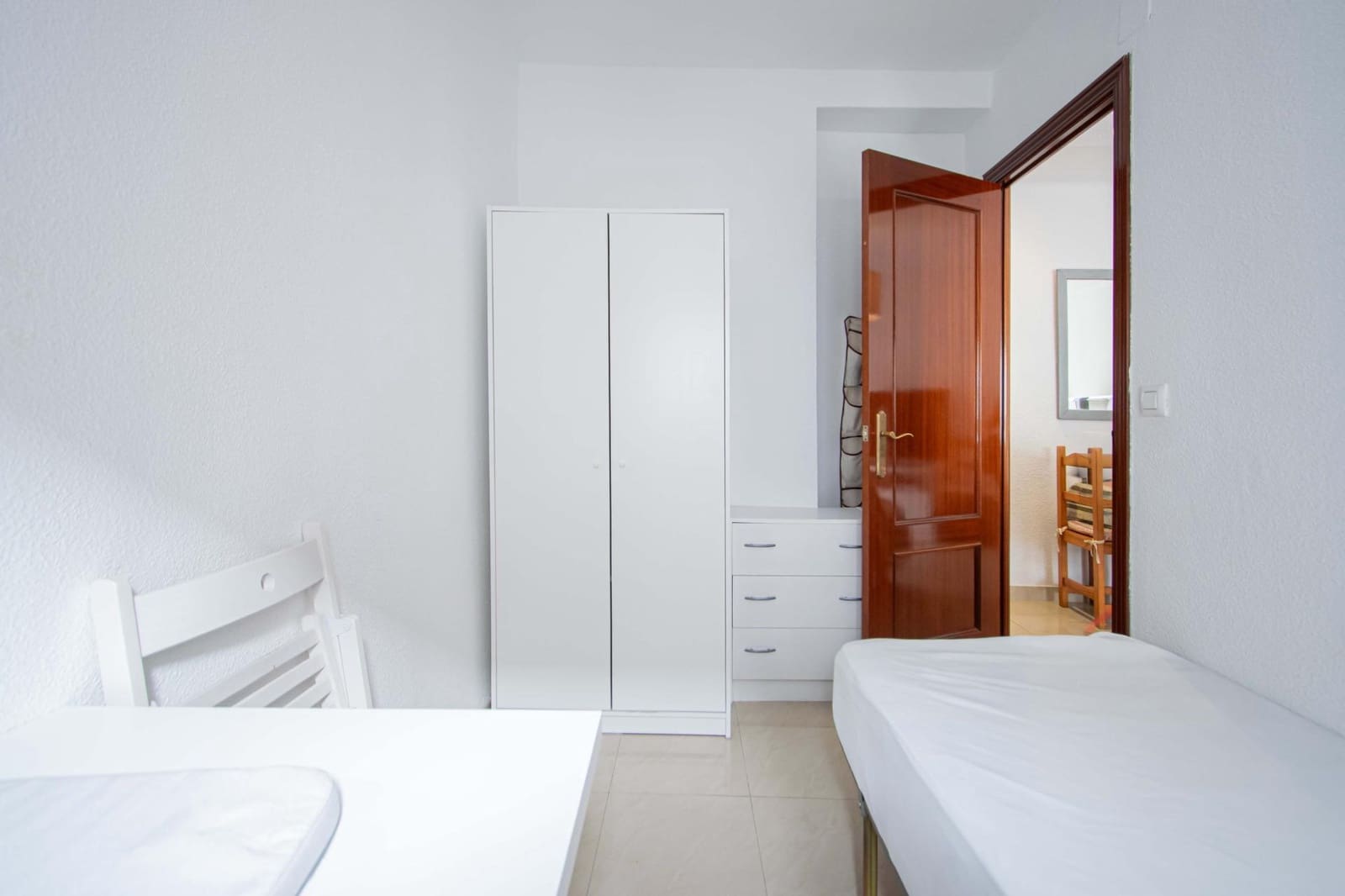 3 slaapkamer Flat te koop in Sevilla stad - € 230.000 (Ref: 9978950)