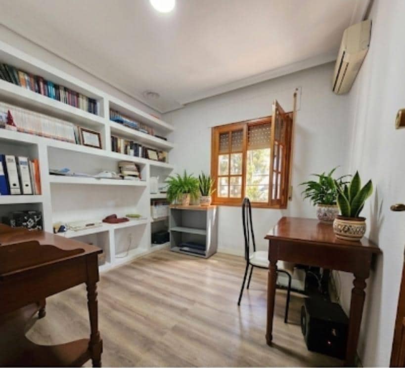 5 soverom Villa til salgs i Alcala de Guadaira med svømmebasseng - € 435 000 (Ref: 9978951)