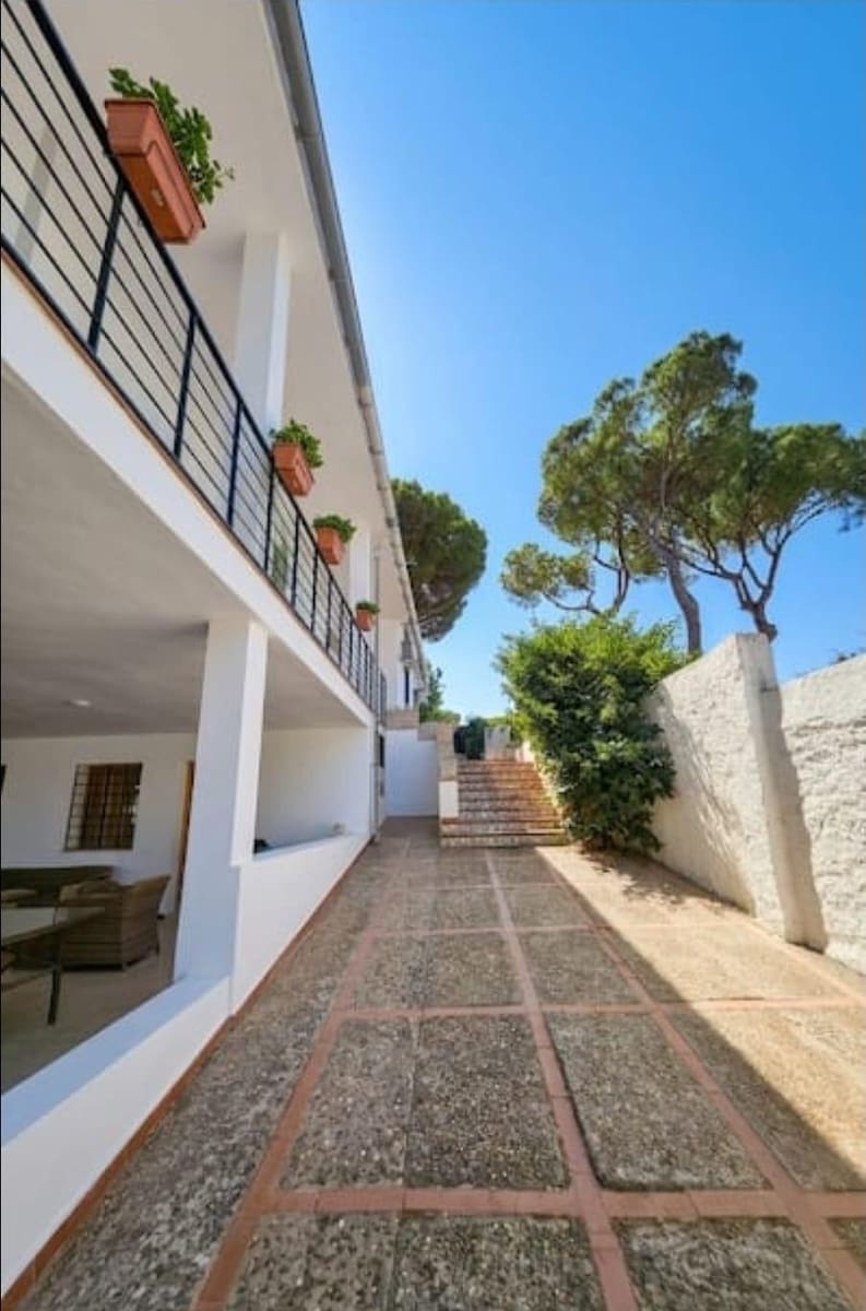5 soverom Villa til salgs i Alcala de Guadaira med svømmebasseng - € 435 000 (Ref: 9978951)
