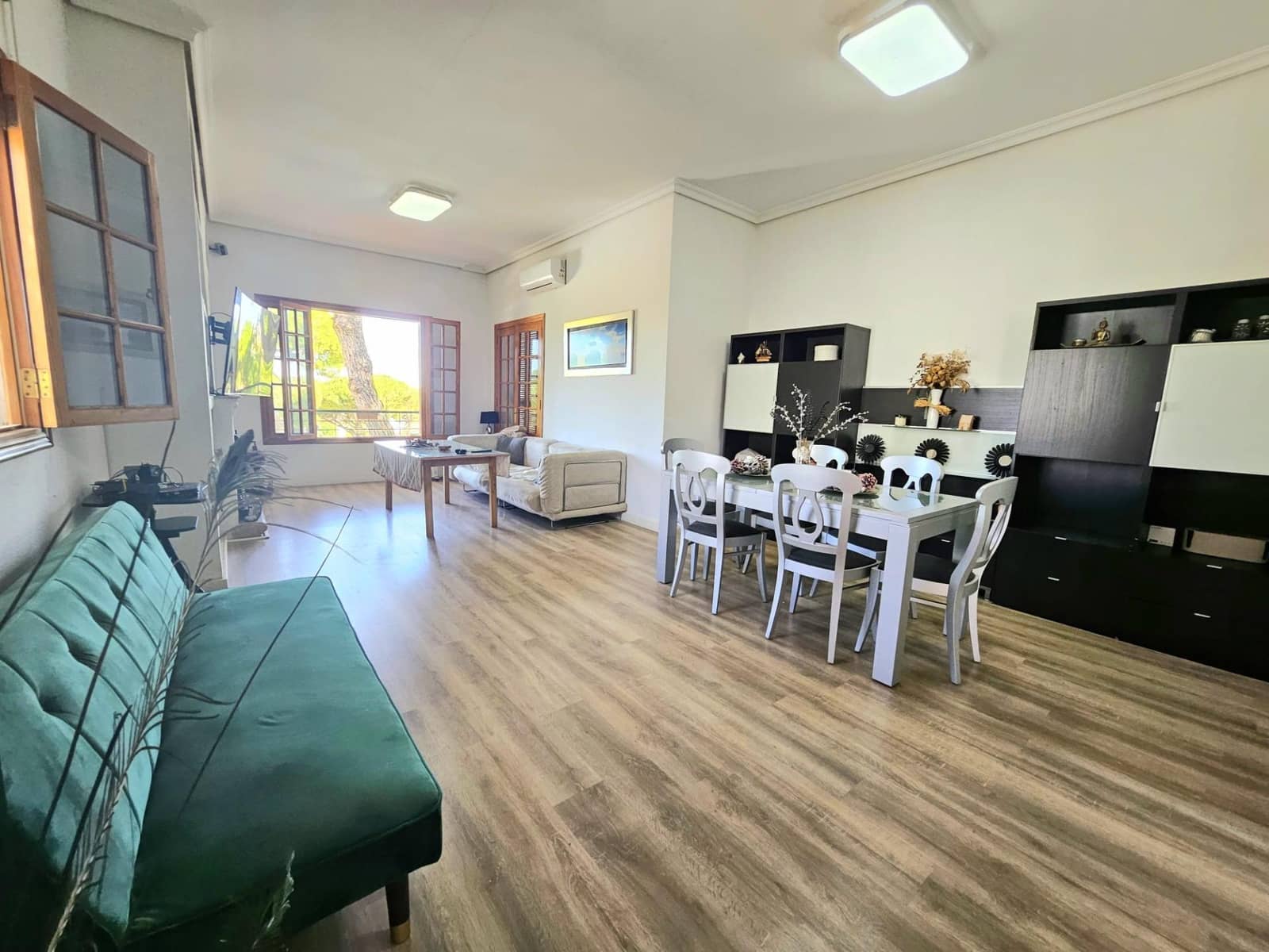 5 soverom Villa til salgs i Alcala de Guadaira med svømmebasseng - € 435 000 (Ref: 9978951)