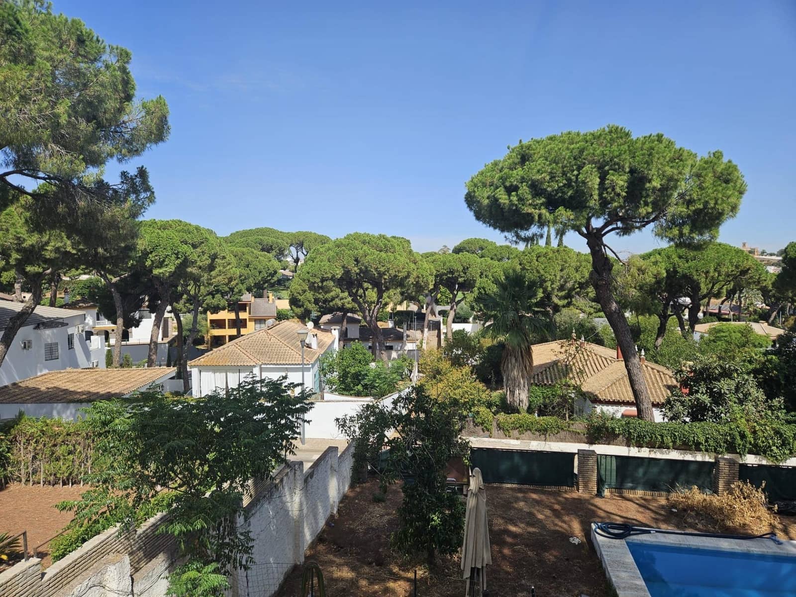 5 soverom Villa til salgs i Alcala de Guadaira med svømmebasseng - € 435 000 (Ref: 9978951)