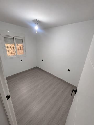 3 soverom Leilighet til salgs i Dos Hermanas - € 160 000 (Ref: 9983070)