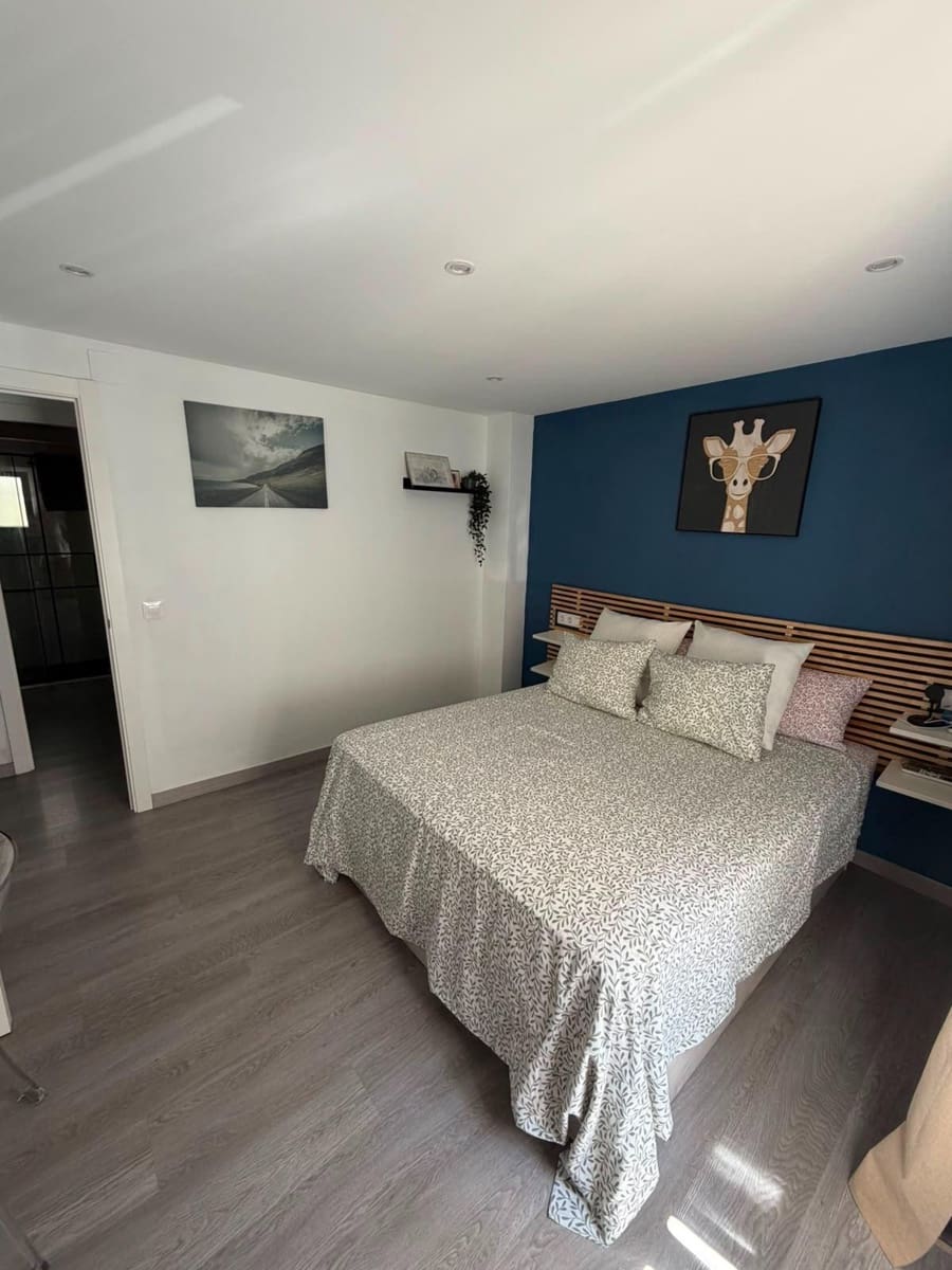 3 soverom Leilighet til salgs i Dos Hermanas - € 160 000 (Ref: 9983070)