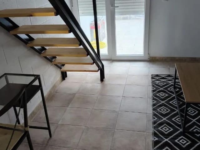 2 slaapkamer Appartement te koop in Constantina met zwembad - € 139.500 (Ref: 9983072)