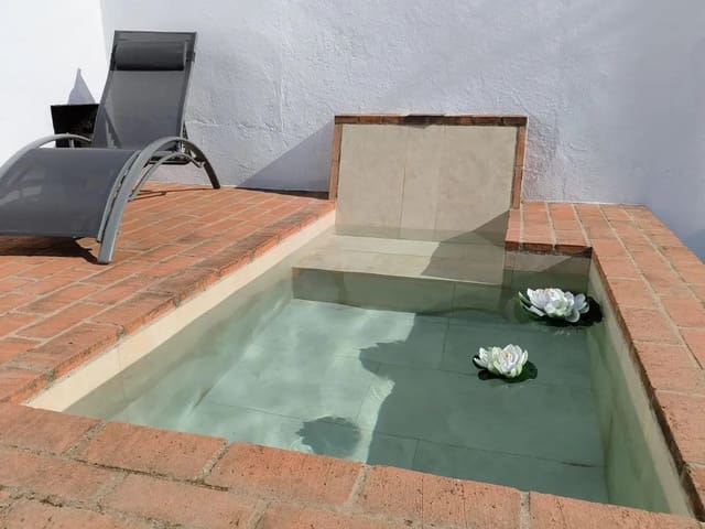 2 slaapkamer Appartement te koop in Constantina met zwembad - € 139.500 (Ref: 9983072)
