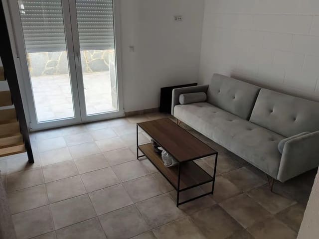 2 slaapkamer Appartement te koop in Constantina met zwembad - € 139.500 (Ref: 9983072)