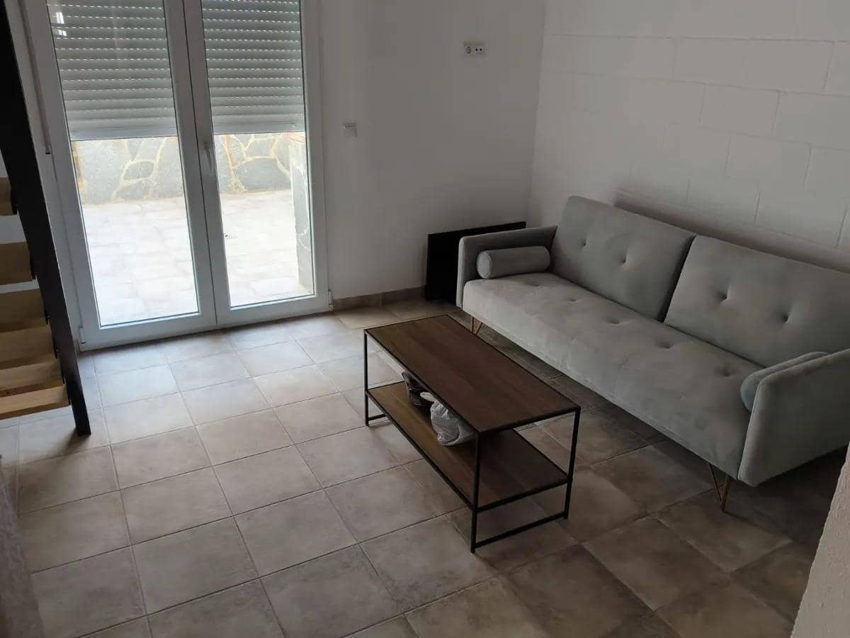2 soverom Leilighet til salgs i Constantina med svømmebasseng - € 139 500 (Ref: 9983072)