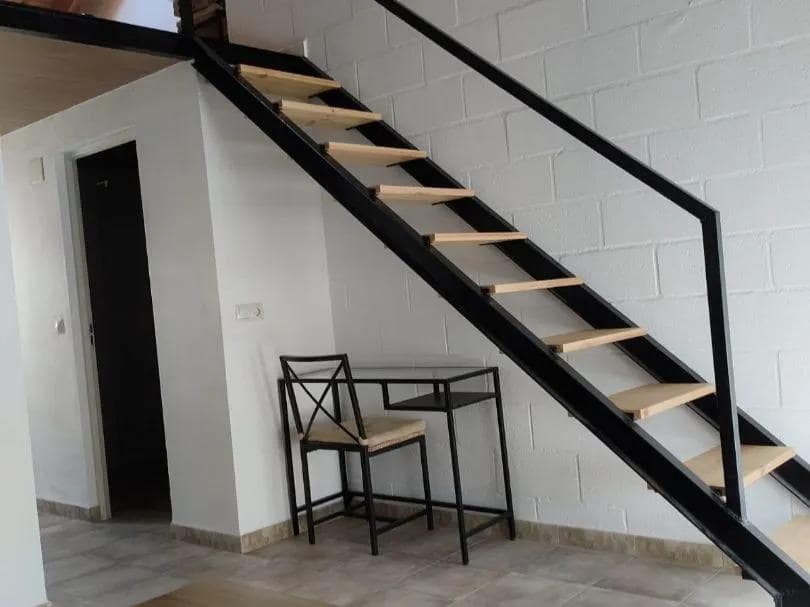 2 soverom Leilighet til salgs i Constantina med svømmebasseng - € 139 500 (Ref: 9983072)
