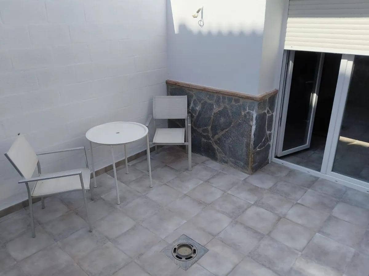 2 soverom Leilighet til salgs i Constantina med svømmebasseng - € 139 500 (Ref: 9983072)